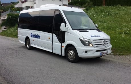 Außernansicht 18er Mercedes-Benz Sprinter 519 CDI